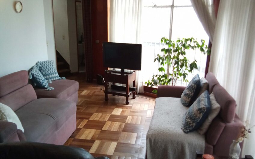 Recreo ,  Casa ( 4D/3B/1E) Viña del Mar